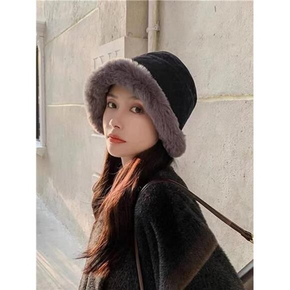 Winter Furry Bucket Hat for Women main image 3